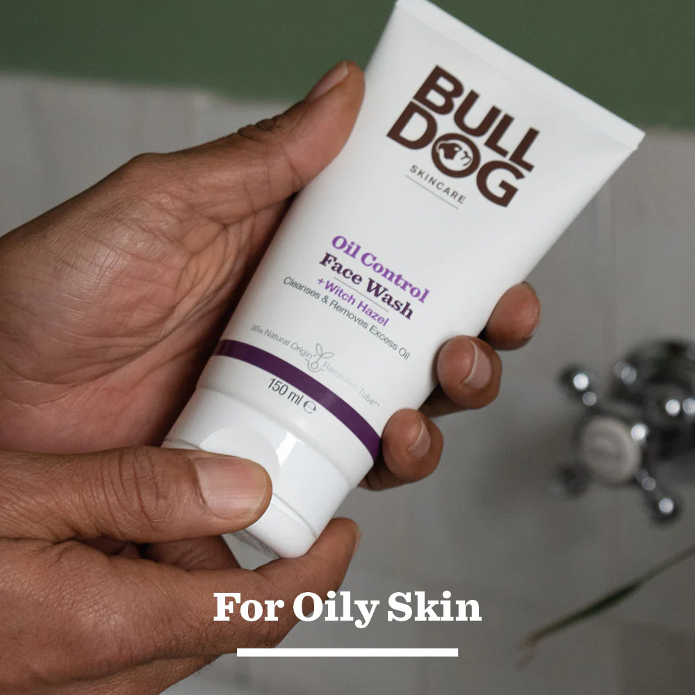 Oil Control Face Wash - Image 4